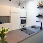 Tanic Deluxe Garden Industrial Fair Apartment Dusseldorf