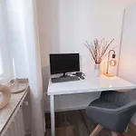 Tanic Deluxe Garden Industrial Fair Apartment Dusseldorf