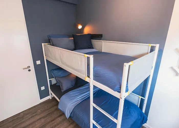 Tanic Deluxe Garden Industrial Fair Apartman