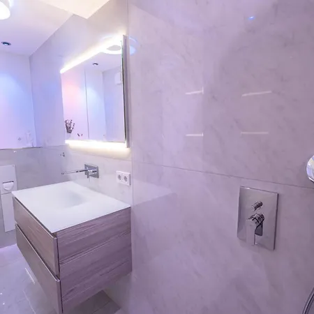 Διαμέρισμα Tanic Deluxe Garden Industrial Fair