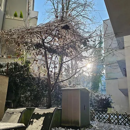 Διαμέρισμα Tanic Deluxe Garden Industrial Fair *